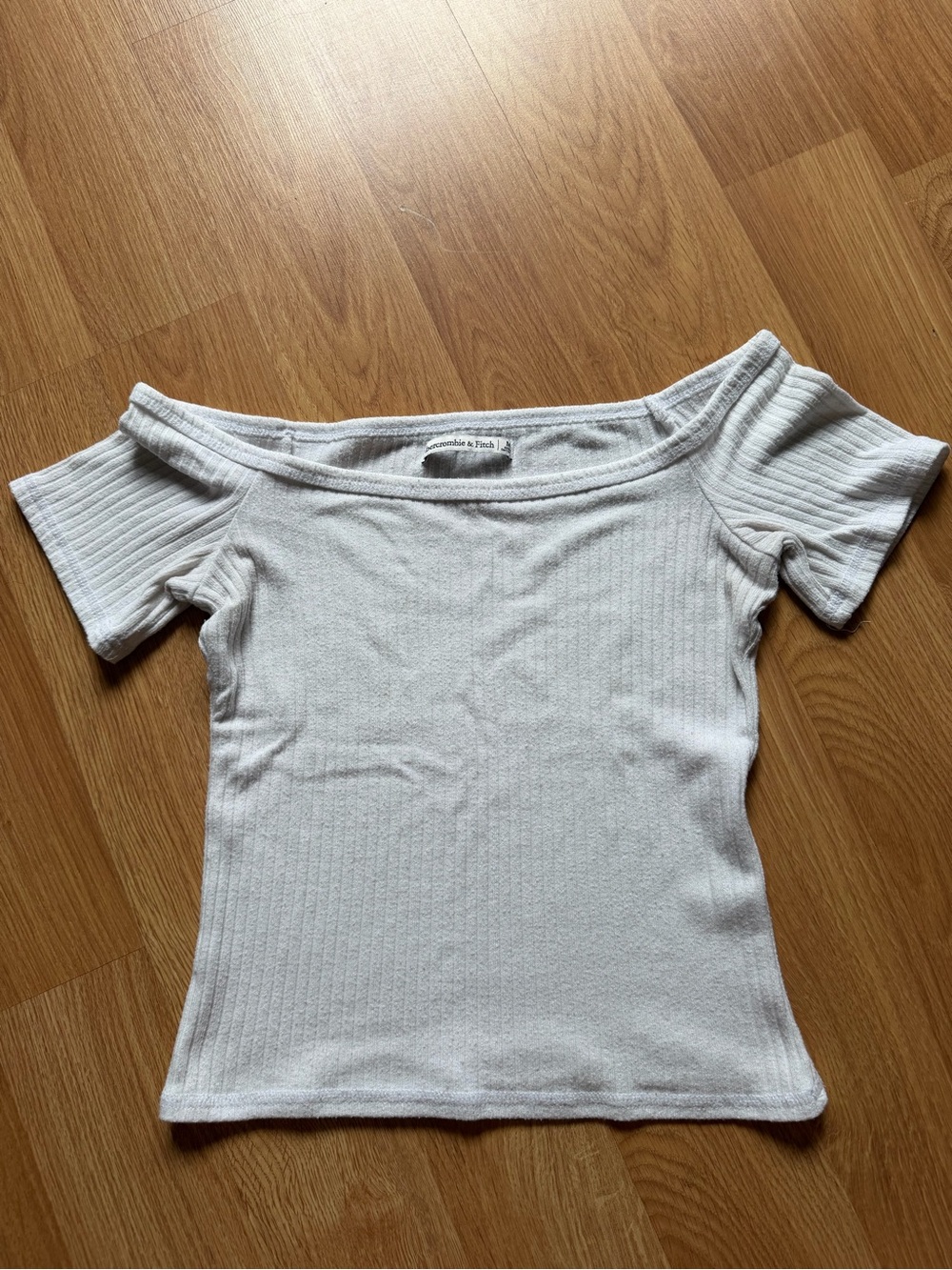 Abercrombie & Fitch Off-Shoulder Ribbed Crop Top in White